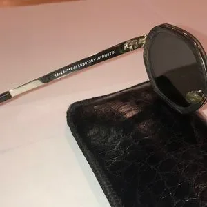 Handcrafted birch noir sunglasses Rezin | Accessories | Handcrafted Birch Noir Sunglasses  main image 2